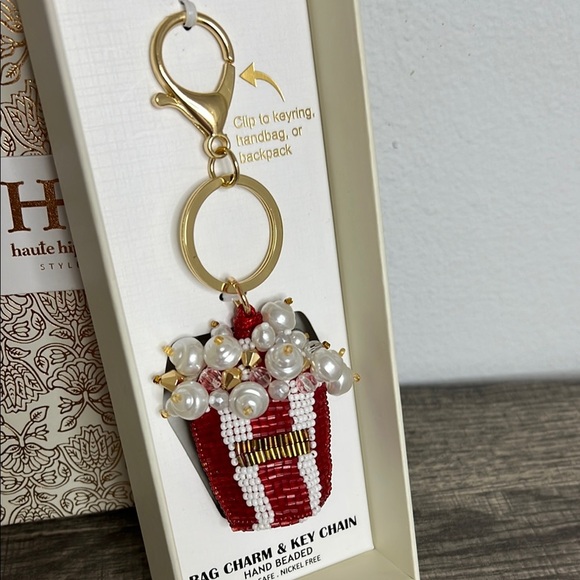 Haute Hippie 🍿✨ Adorable Hand-Beaded Popcorn Bag Charm! 🎉❤️ - Picture 4 of 6